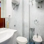 Guesthost - Comfy With Balcony Apartmán Perugia