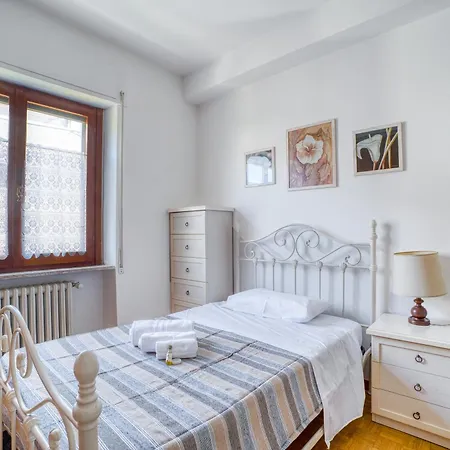 Appartement Guesthost - Comfy With Balcony Perugia