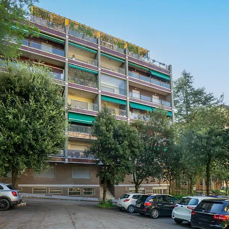 Guesthost - Comfy With Balcony Perugia