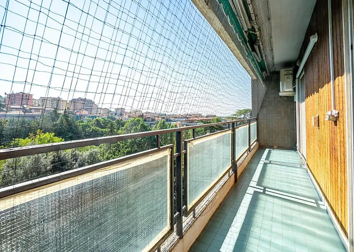 Guesthost - Comfy With Balcony * Perugia